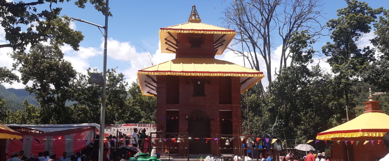 आलेख : धार्मिक पर्यटनसँग जोडिँदै बेगनास बराह