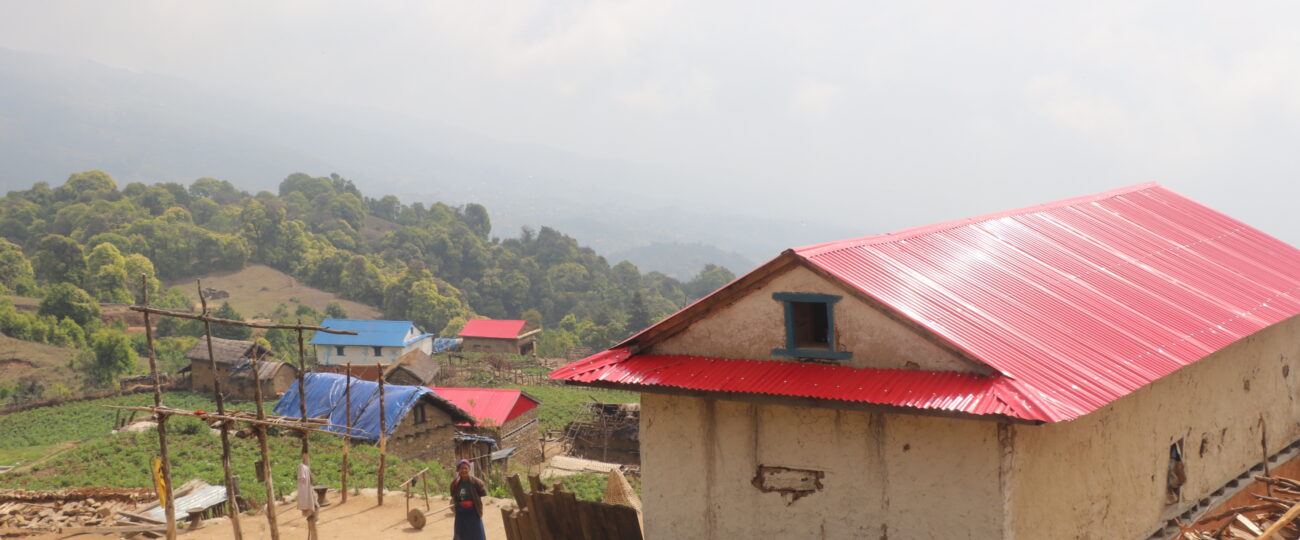 फुसको छानो हटाउने कार्यक्रम : रकम रोकिँदा लेखर्कका विपन्न परिवार समस्यामा