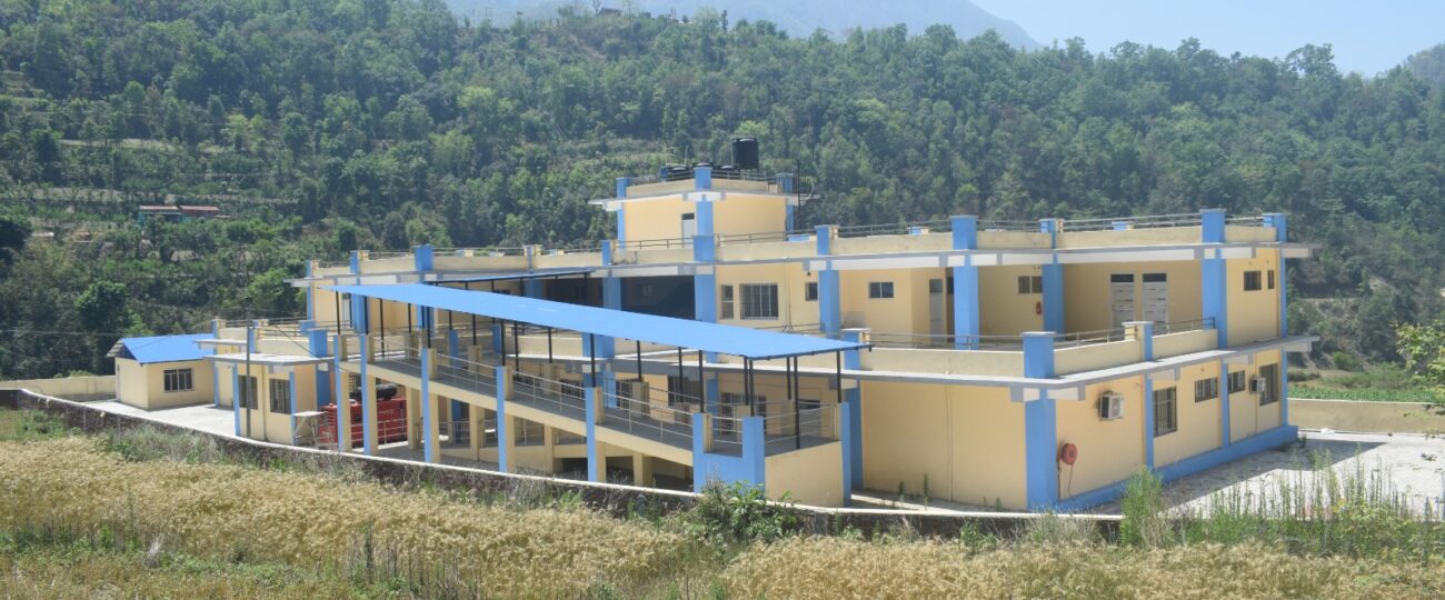 अस्पताल सञ्चालनको पर्खाइमा चन्द्रकोटवासी