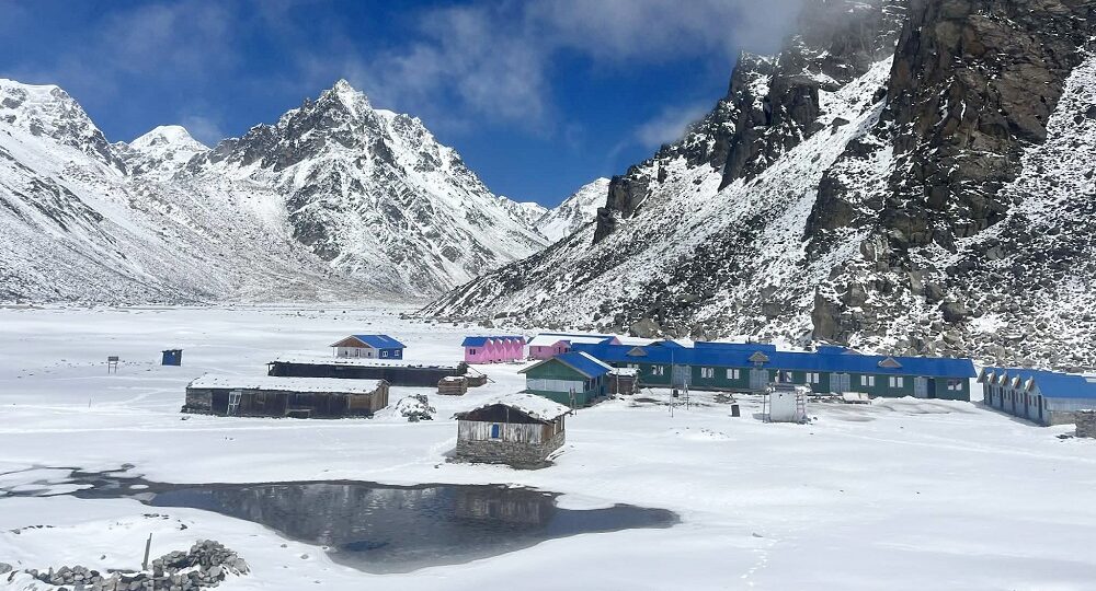 बेमौसमी वर्षा र हिमपातले पर्यटनमा असर