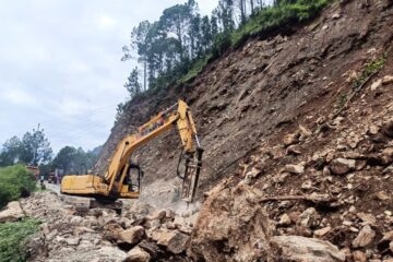 रुद्रवेणी–वामीटक्सार सडक चैतभर बन्द हुने